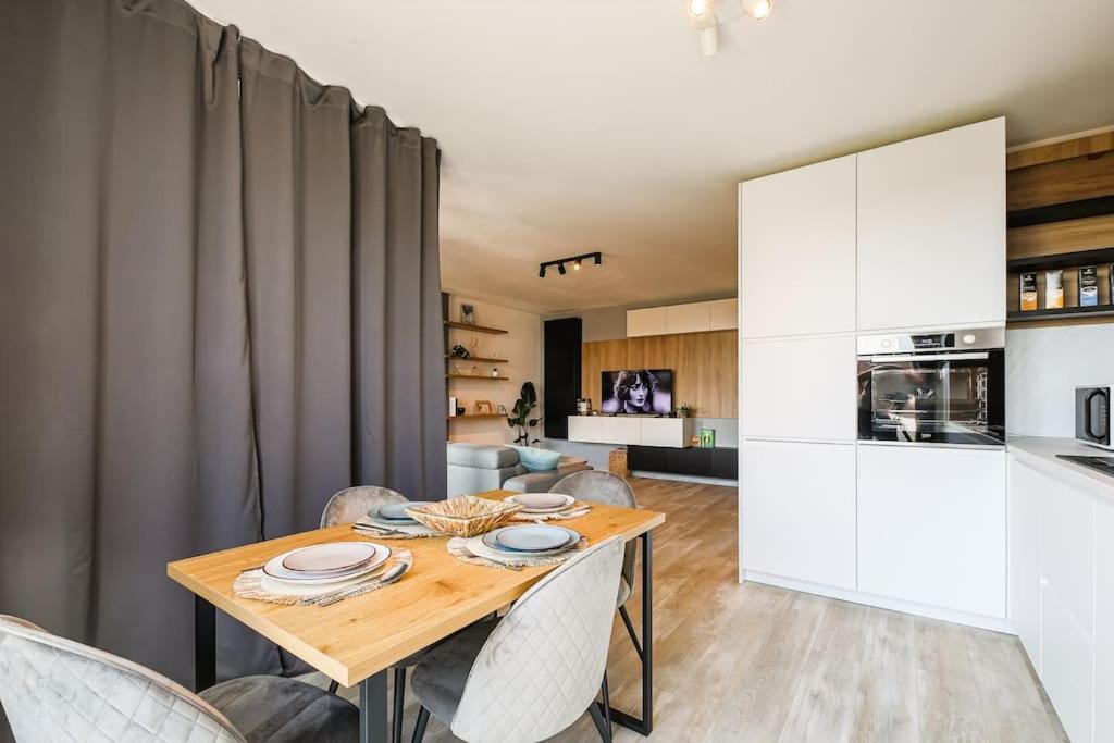 Luxury Apt. Near River & Parking Timişoara Eksteriør billede