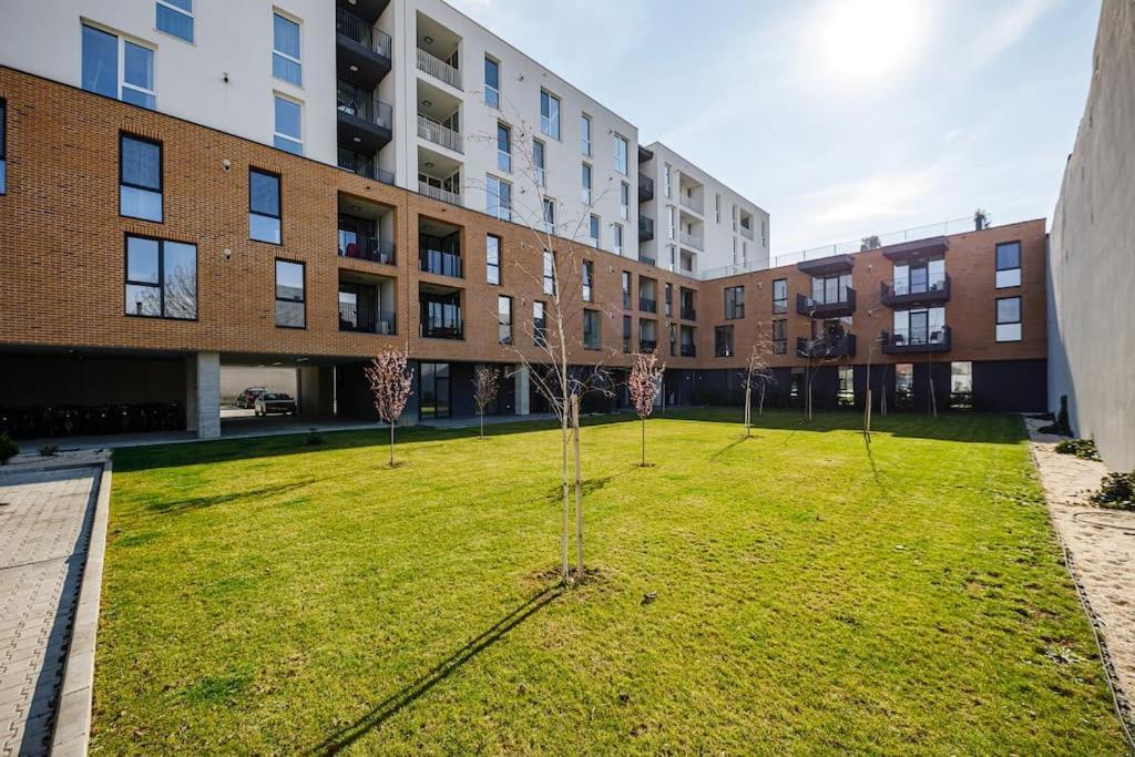 Luxury Apt. Near River & Parking Timişoara Eksteriør billede